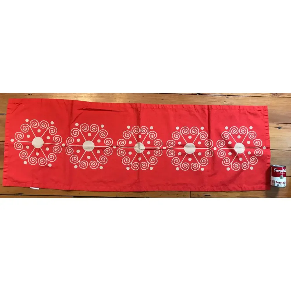 IKEA Isig Red Christmas Snowflake Winter Holiday Linen Cotton Table Runner 54